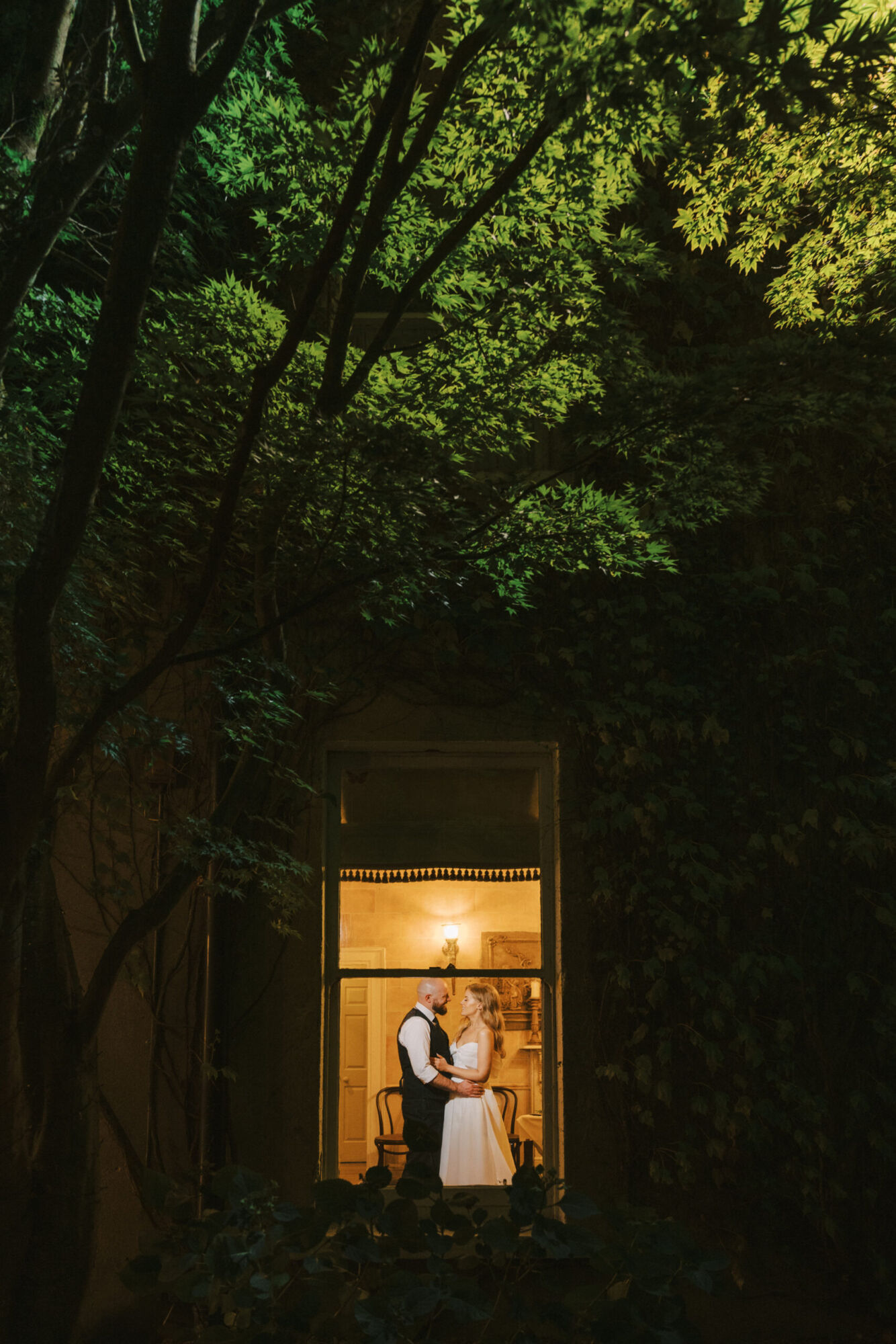 10 Creative Ways to Use Windows in Wedding Photography