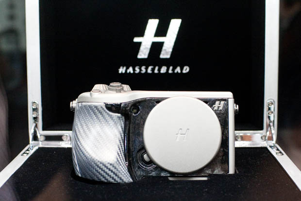 Hasselblad Lunar 02