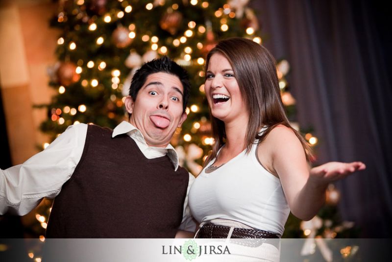 A Chippy White Table Christmas / 2020 Christmas Photos - Seneca Ryan  Photography