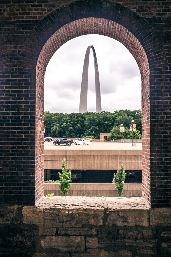 新品本物 Joel Meyerowitz St.Louis & The Arch - uinsa.ac.id