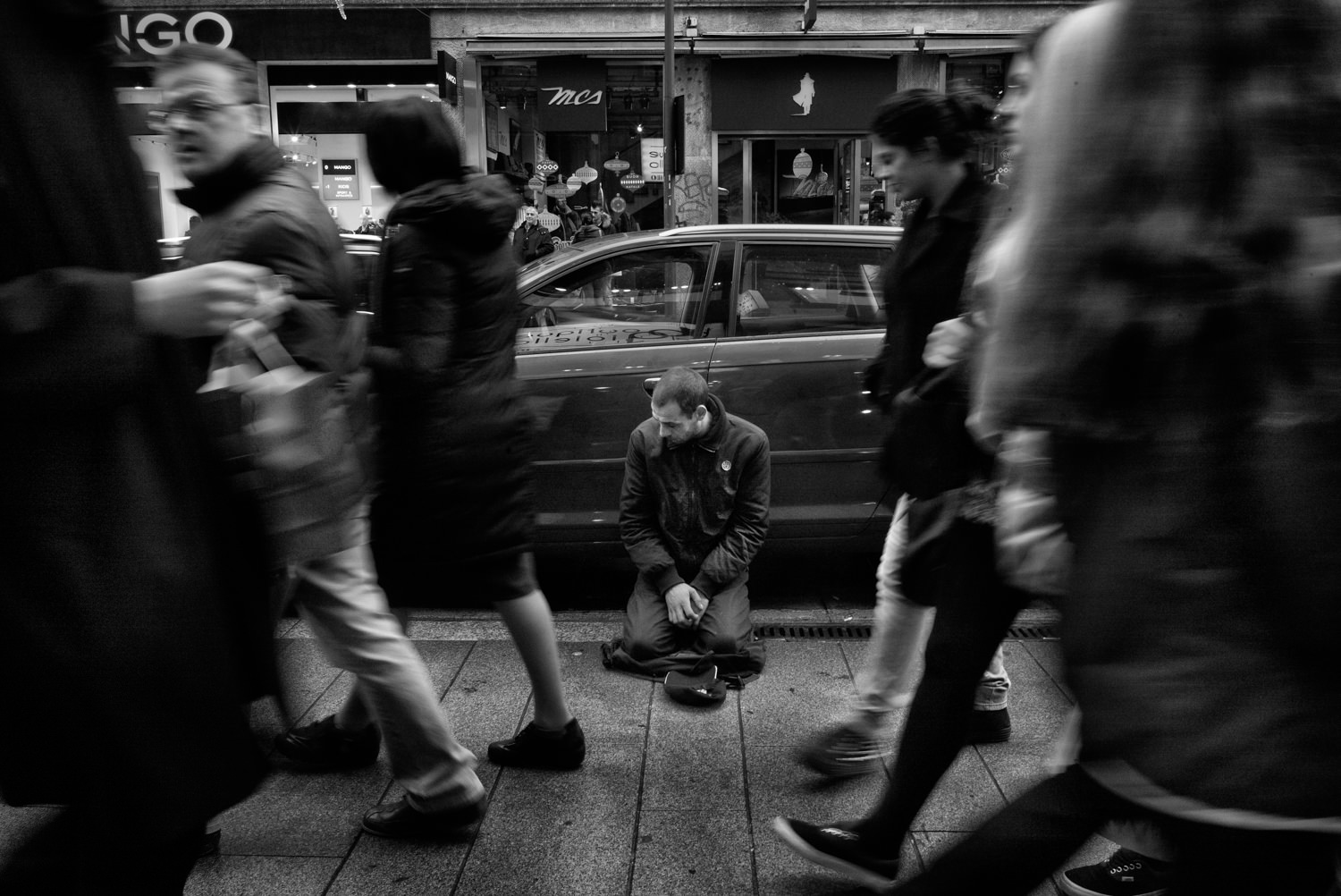 leica street photography