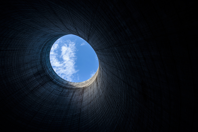 Satsop nuclear cooling tower