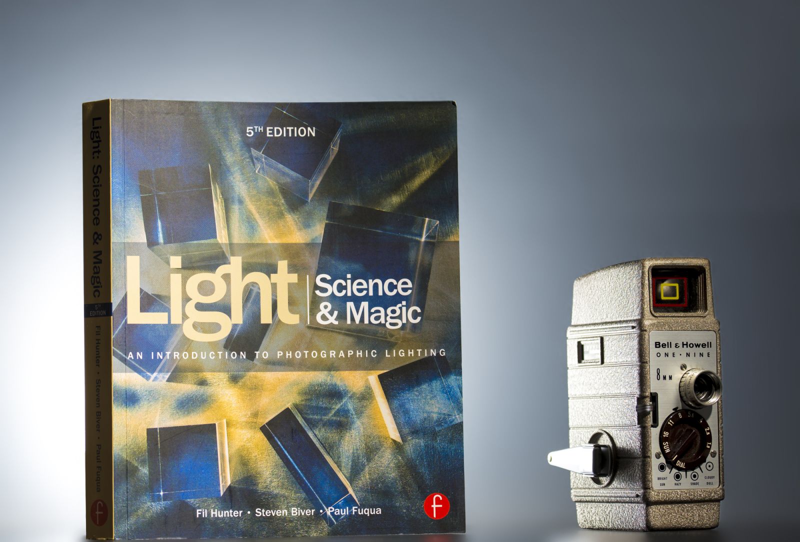 21 Best Photography Books To Help You a Better Photographer