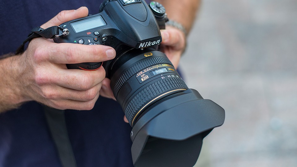 Nikon 16-80mm f/2.8-4.0 DX Review | A Professional Grade Kit Lens?