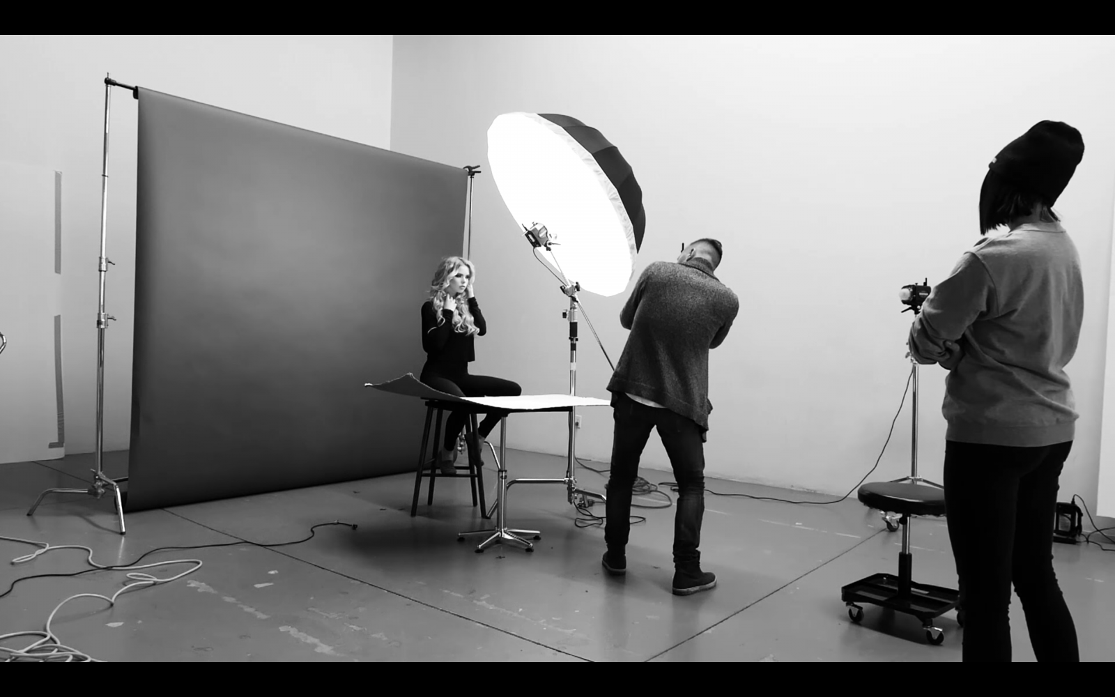 Natural Light vs Studio 3 Portrait SetUps In 3 Minutes