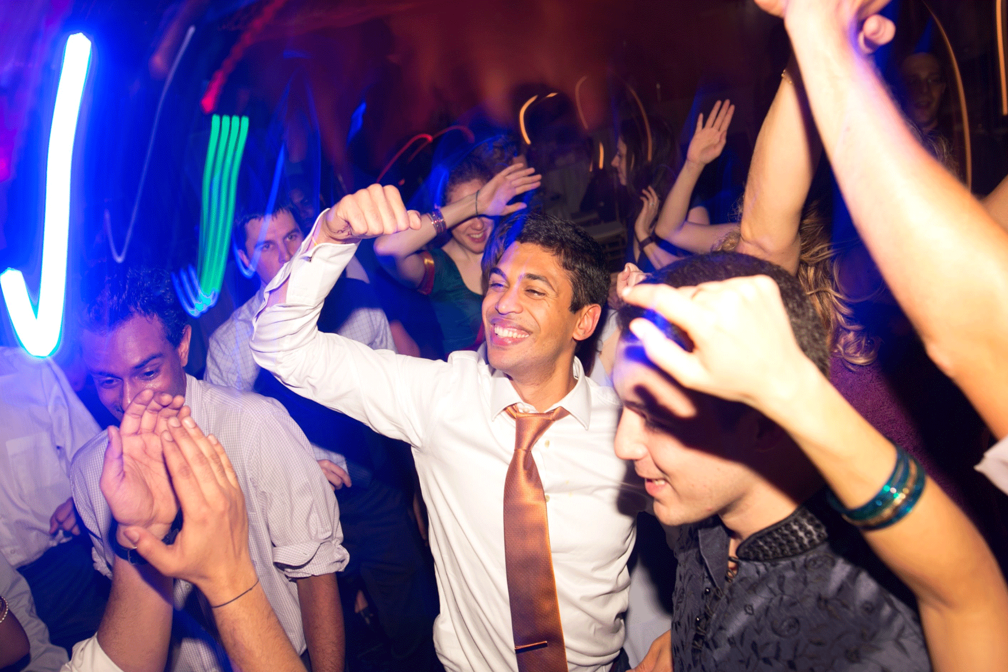 From Shoot to Post: Indoor Scenes | Dance Floor: Spin