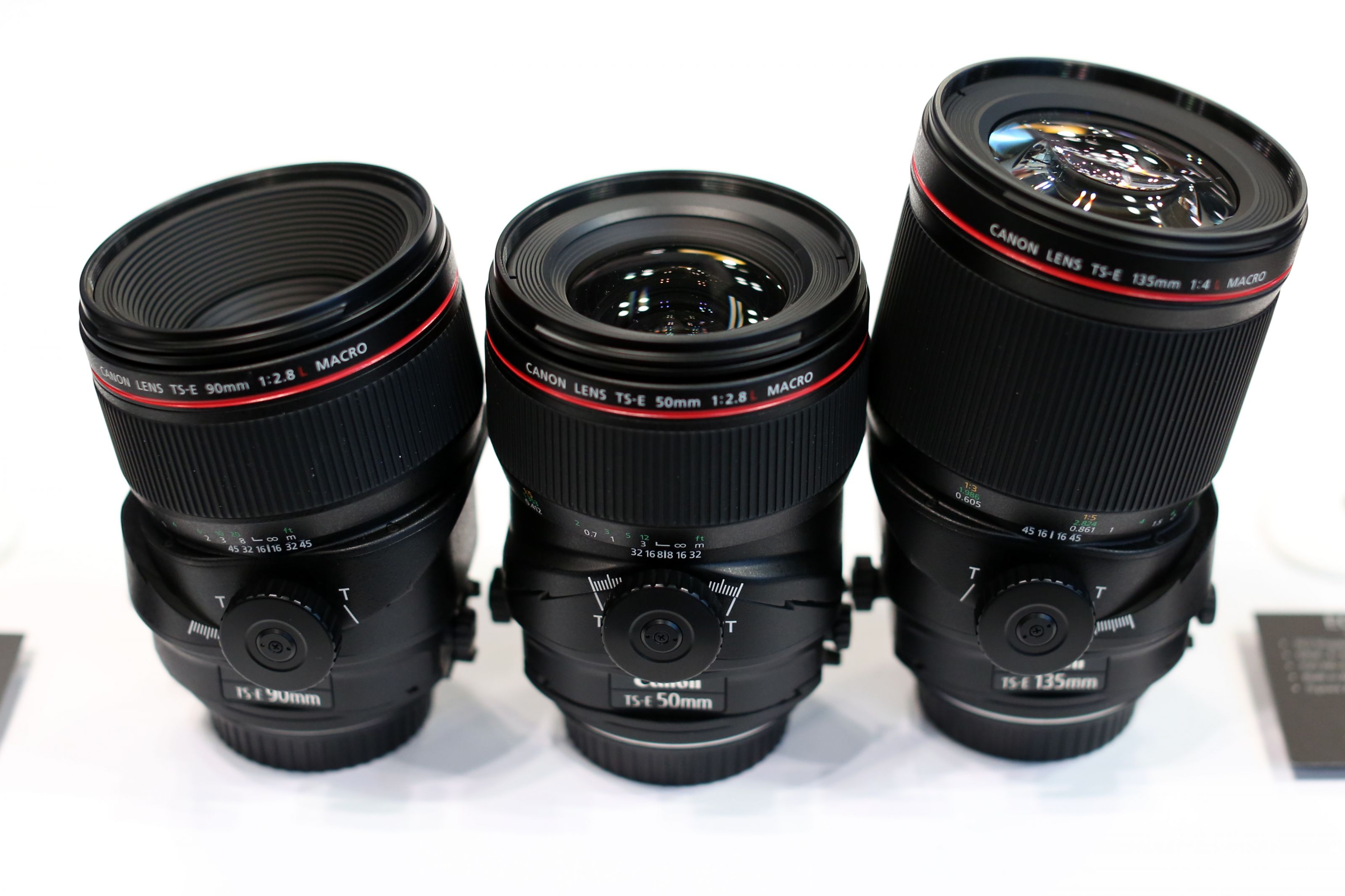 Canon's Newest 85mm 1.4, TiltShift Lenses, & G1 X Hands On