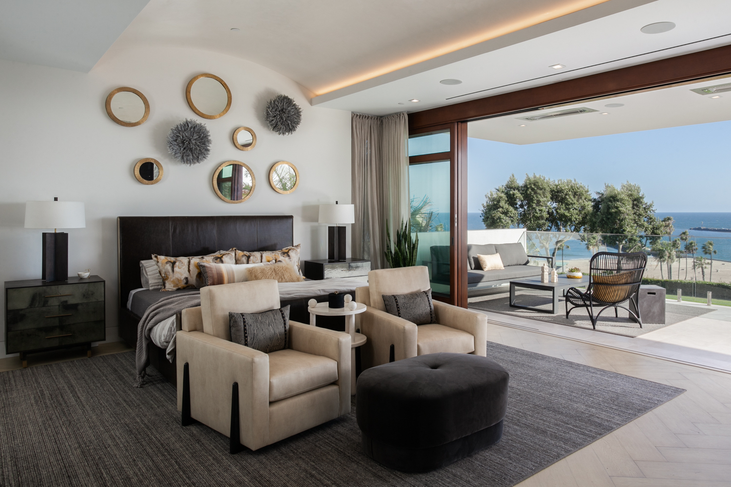 The Best Lens for Real Estate Photography According to 7 Pros