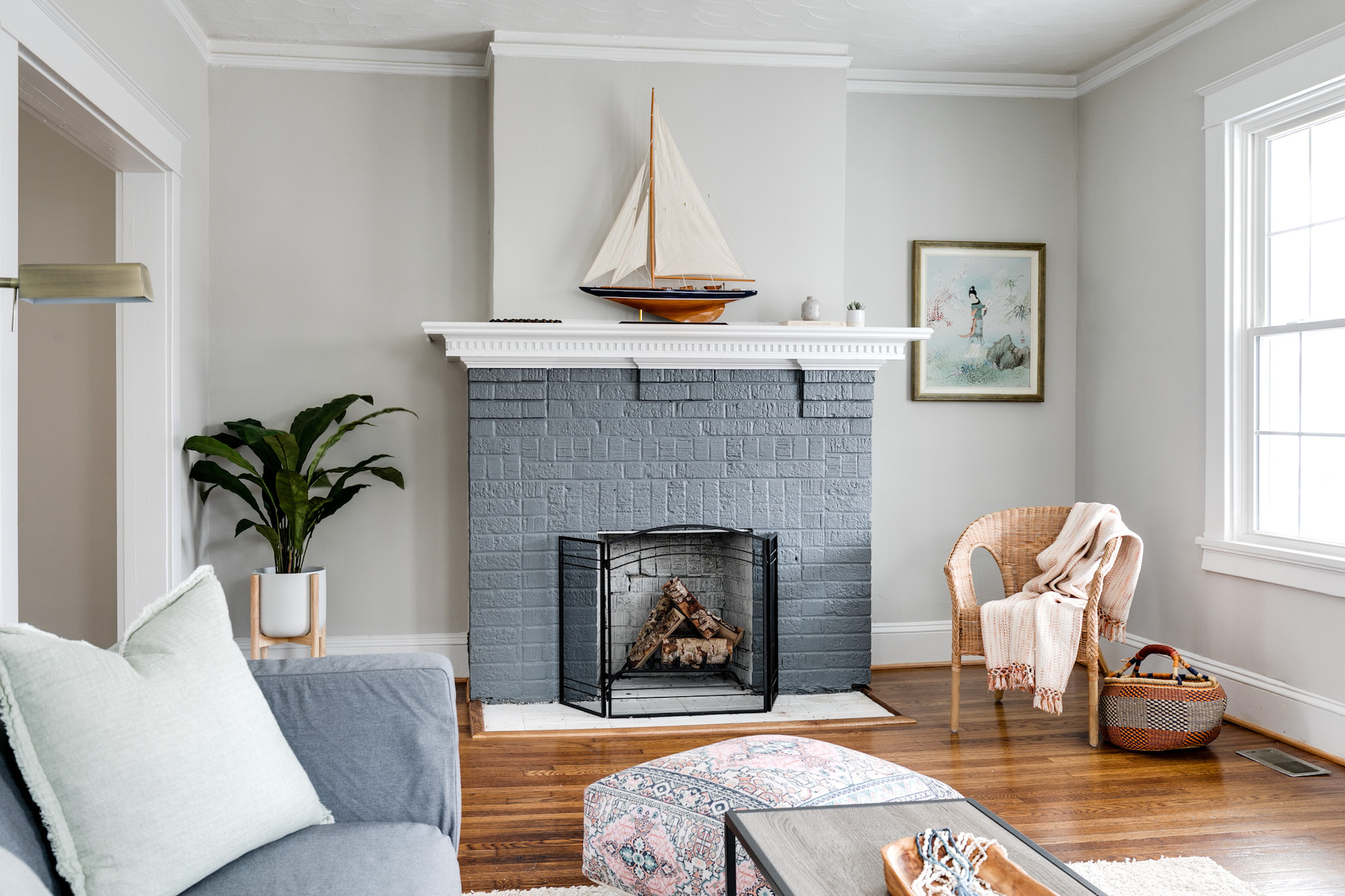 The Best Lens for Real Estate Photography According to 7 Pros