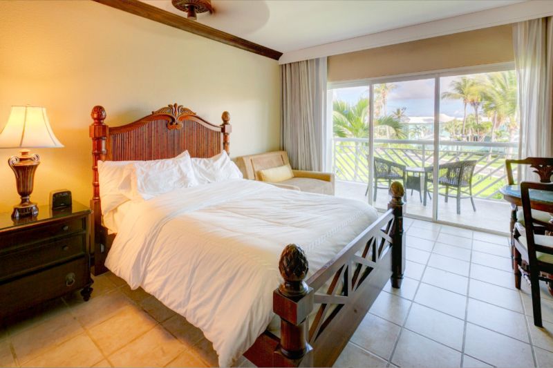 HDR Versus Flash In Real Estate Photography