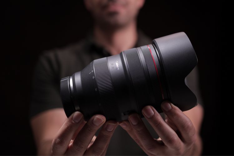 Samyang AF 135mm f/1.8 FE Size Comparison vs Sony 135mm f/1.8 GM vs Sigma  135mm f/1.8 - Sony Addict