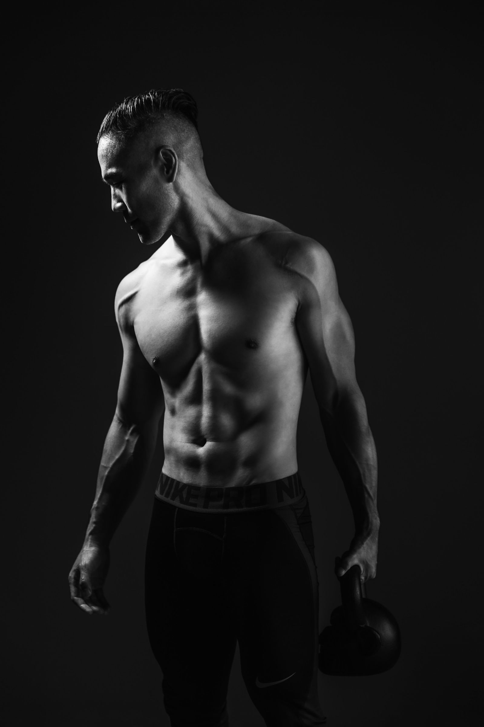 SLR Lounge vs. Fstoppers Part II Lee's Revenge Men's Fitness Photography