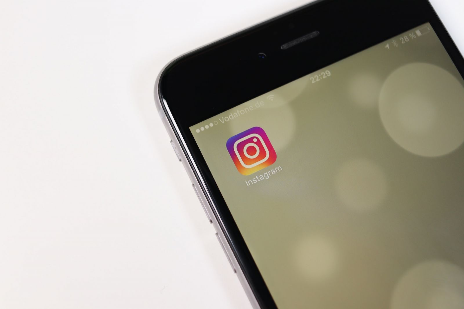 Instagram Will (Finally) Start Permanently Banning Accounts Who Harass