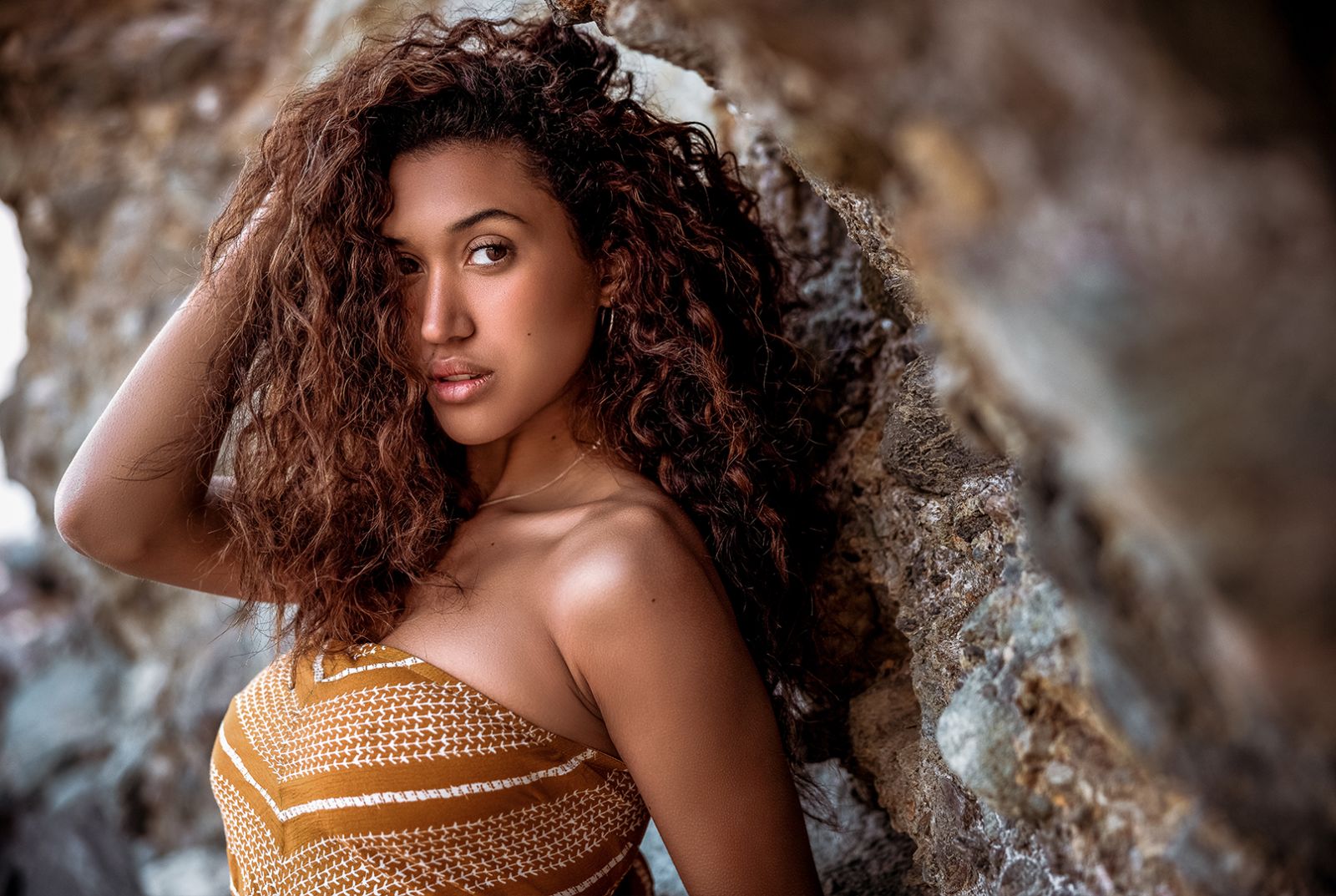 5 Essential Beach Portrait Ideas and Tips