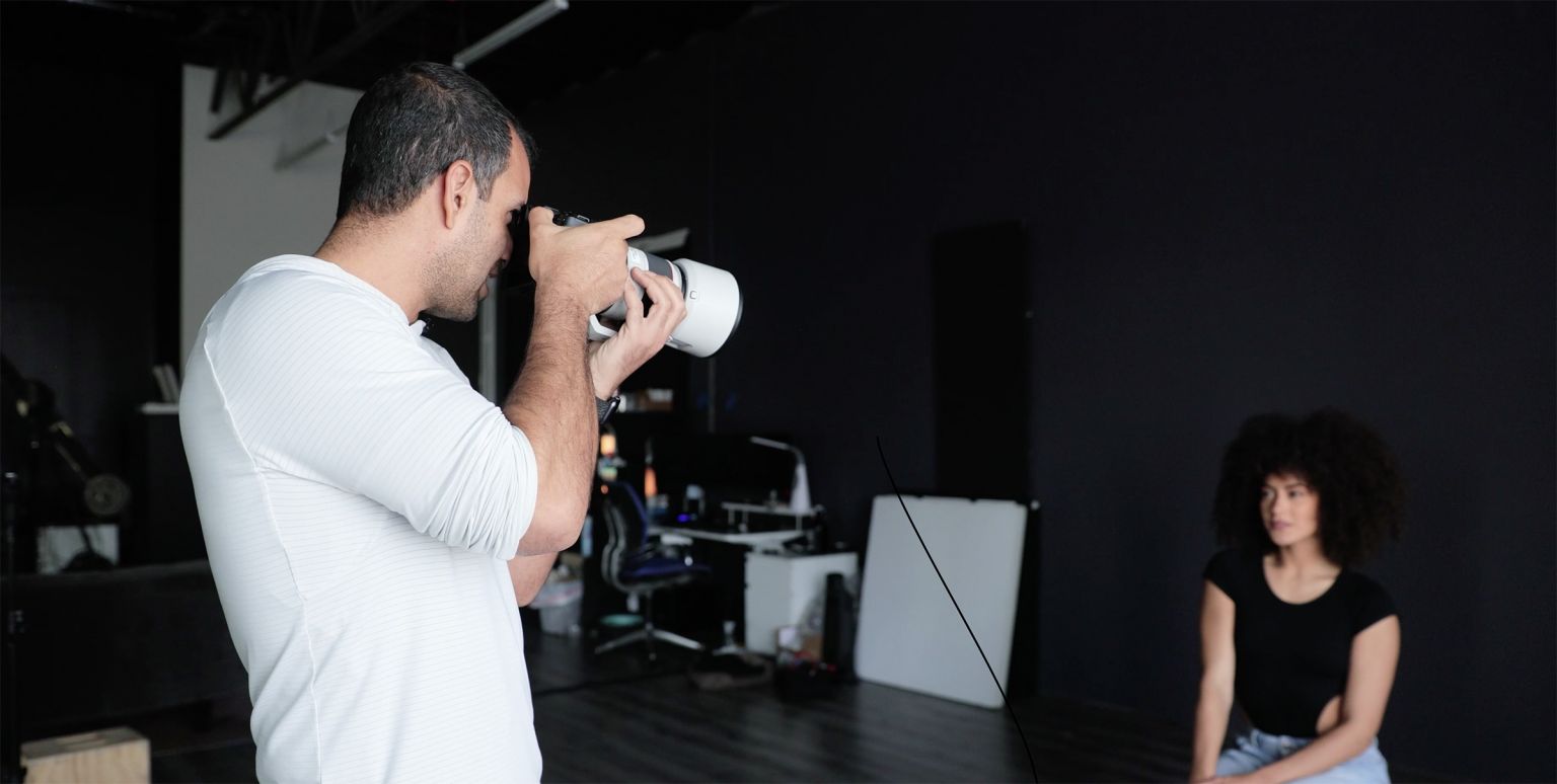Easiest One Light Portrait Setup for Professional Headshots
