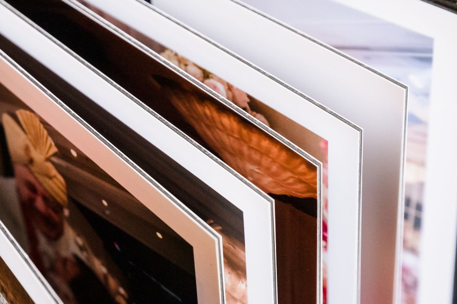 ZNO Review Layflat Photo Book and Custom Photo USB Case