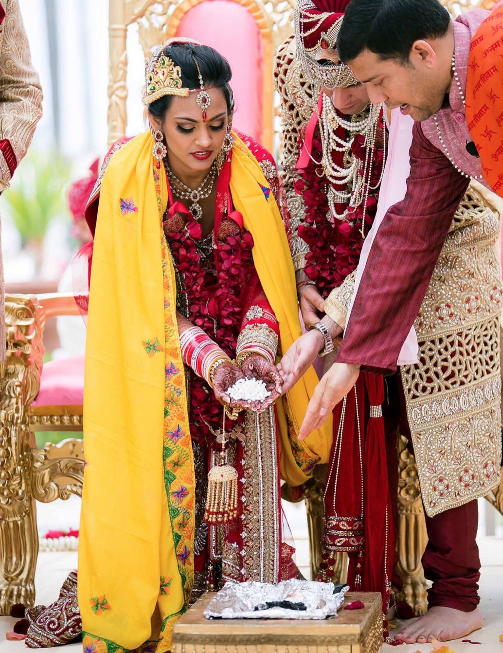 indian wedding photography hindu wedding ceremony laaja homam