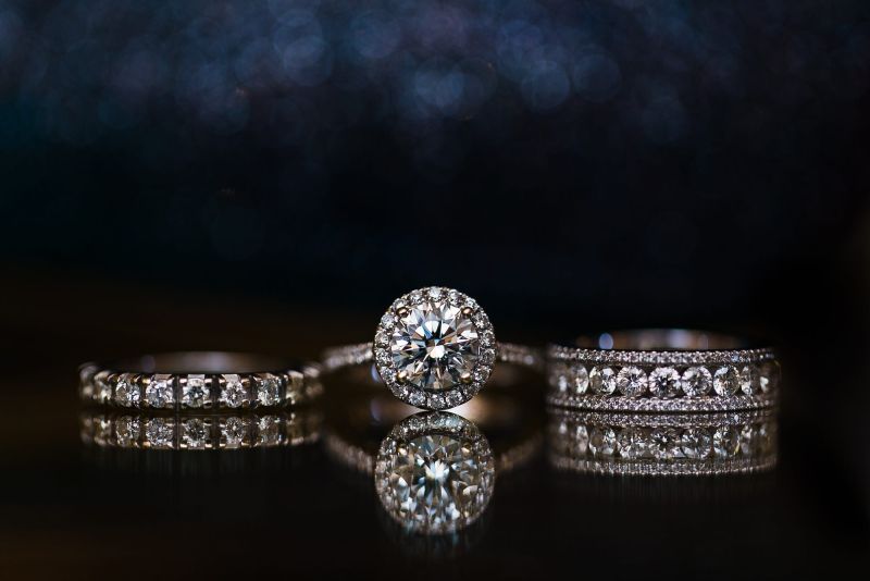 jewelry photography wedding ring feature