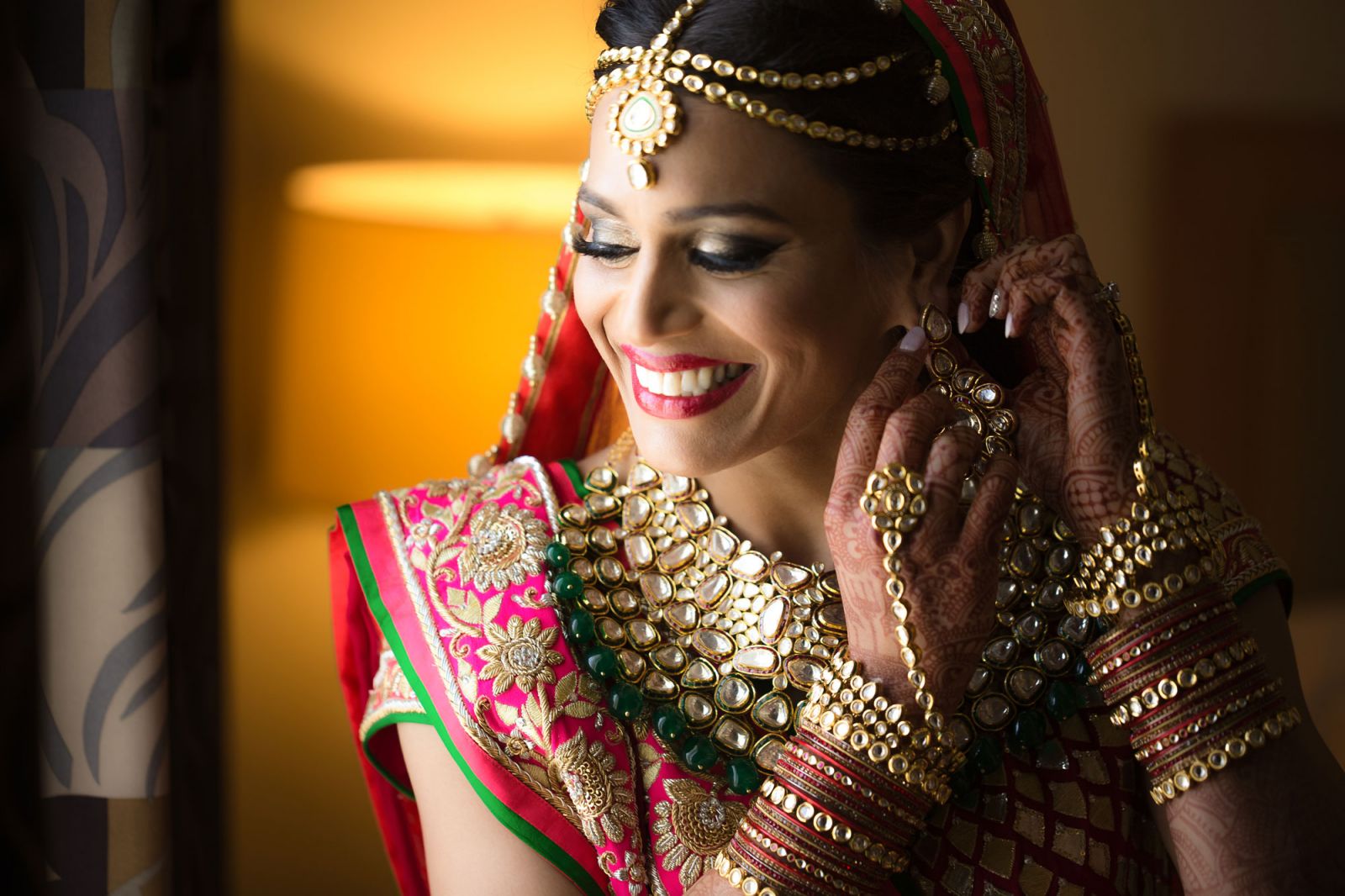 mixed lighting adjusted for jewelry photography