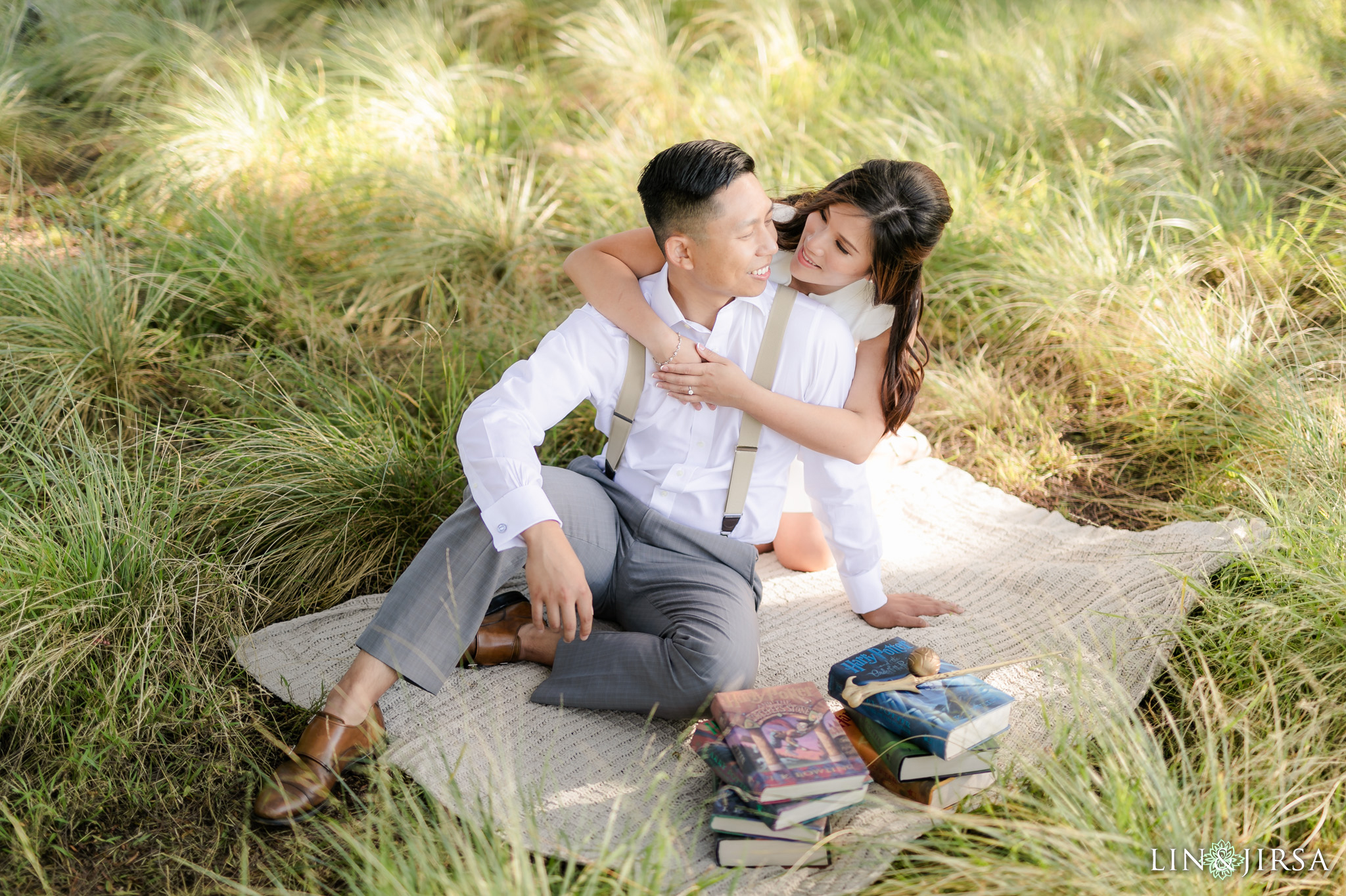 16 Sweet Couple Photoshoot Ideas To Show Off Your Bond