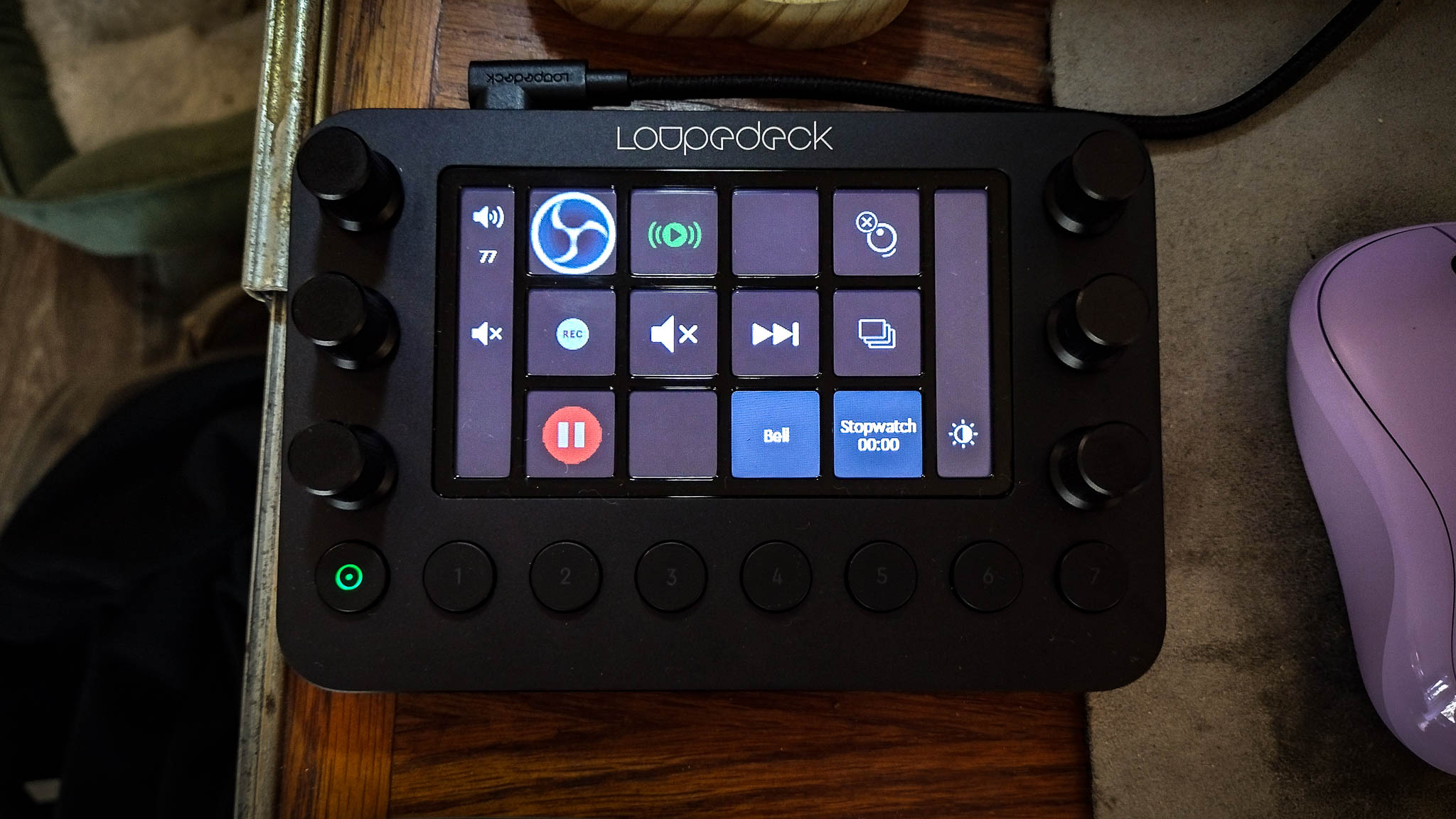 Loupedeck Live Review | A Modern Console For All Content Creators